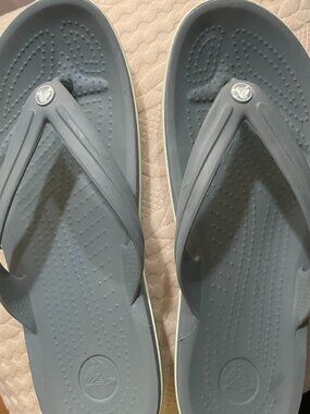 Crocs Gray and White Flip Flops, Women's Size 8/Men's Size 6